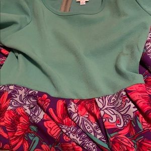 Lularoe Amelia size L